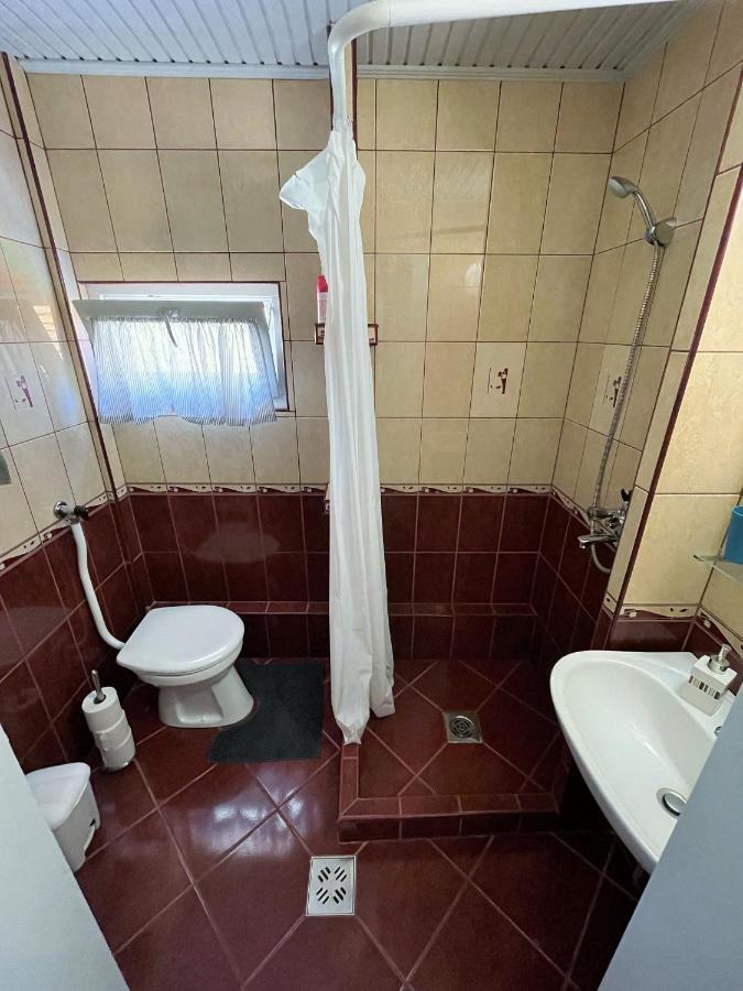 Appartement Iker Nyaralo Balatonfenyves Extérieur photo